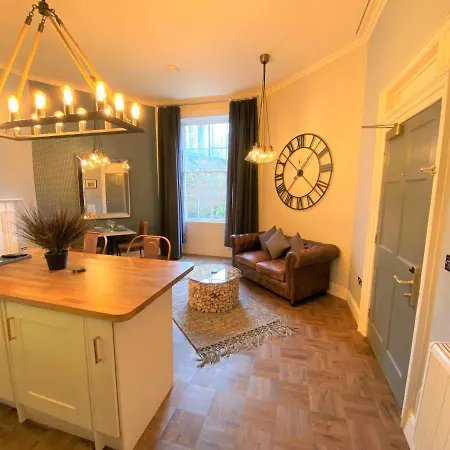 The Leeming At Claremont * Leeds (West Yorkshire)