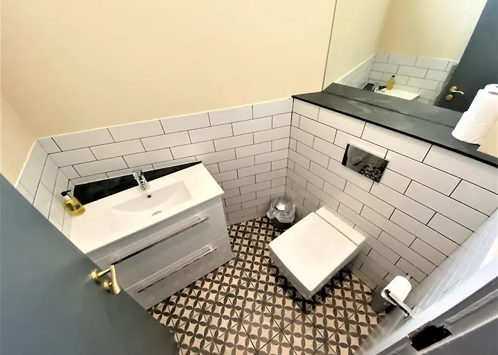 The Leeming At Claremont Leeds (West Yorkshire)