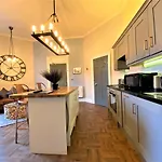 The Leeming At Claremont Leeds (West Yorkshire)