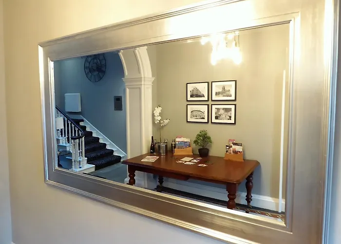 The Leeming At Claremont Apartment *