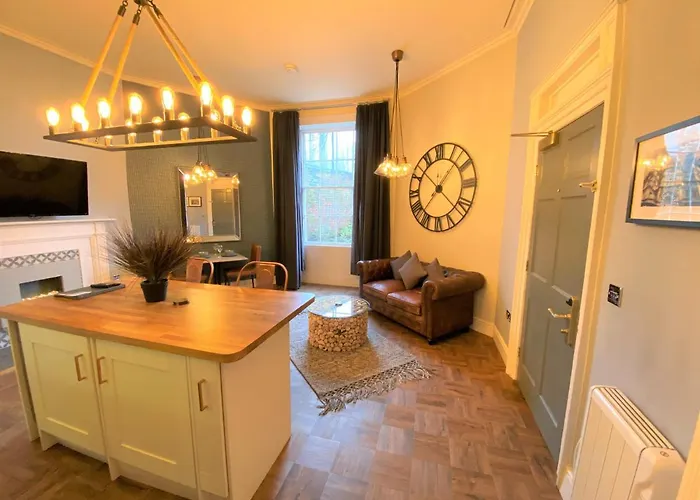 The Leeming At Claremont * Leeds (West Yorkshire)